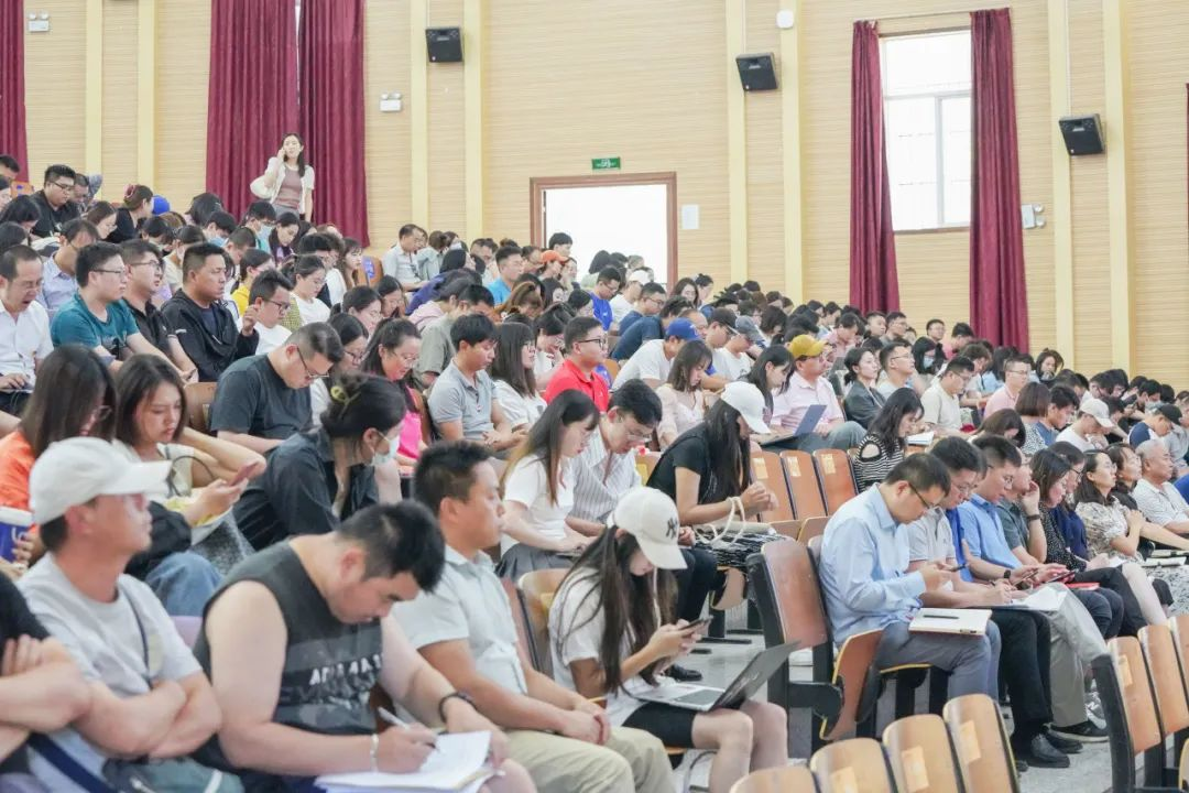 树师德 铸师魂 正师风 bat365官方网站开展师德师风集中学习教育专题培训会 第 5 张 树师德 铸师魂 正师风 bat365官方网站开展师德师风集中学习教育专题培训会 第 5 张