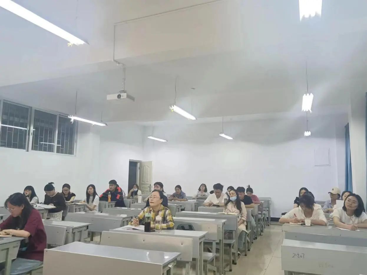 bat365官方网站医学院口腔医学技术专业开展2024届毕业论文(设计)选题校外专家评审工作 第 2 张 bat365官方网站医学院口腔医学技术专业开展2024届毕业论文(设计)选题校外专家评审工作 第 2 张
