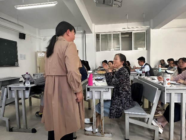 医学院药学、中药学专业开展“精彩一课”教学活动 第 4 张 医学院药学、中药学专业开展“精彩一课”教学活动 第 4 张