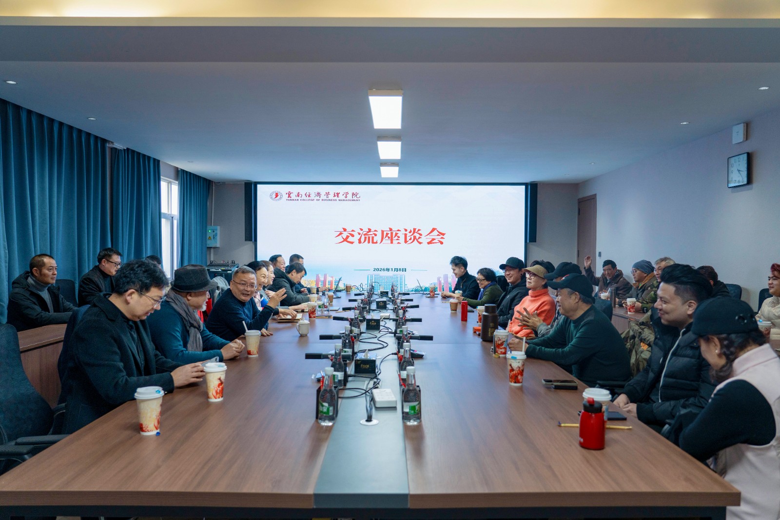 著名演员于荣光到访bat365官方网站 第 6 张 著名演员于荣光到访bat365官方网站 第 6 张
