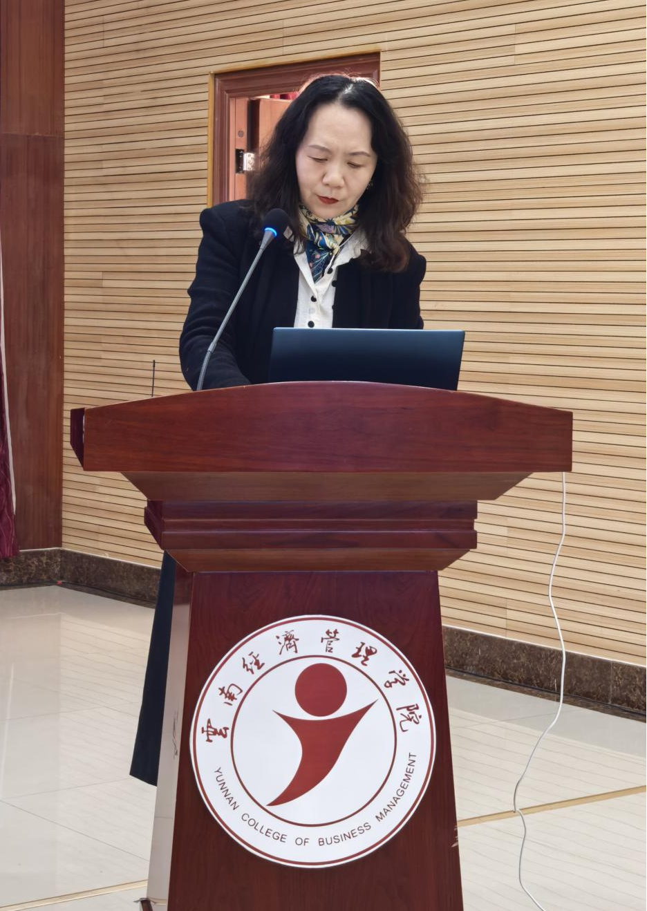 bat365官方网站召开学科建设暨科研工作会议 第 3 张