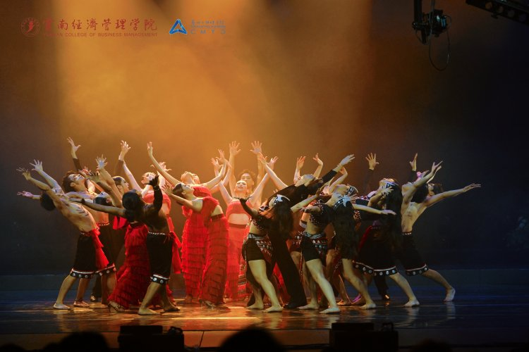 万象映界 艺彩绽放——bat365官方网站艺术与传媒学院2026“万象·映界”展演今日绽放,双馆共赏艺术盛宴 第 38 张 万象映界 艺彩绽放——bat365官方网站艺术与传媒学院2026“万象·映界”展演今日绽放,双馆共赏艺术盛宴 第 38 张